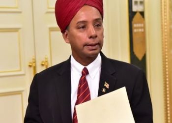 THIRUNAVUKKARASU KARASU: WHO IS REAL PENDATANG?