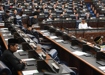 PEMBANGKANG KELUAR DEWAN BANTAH LANTIKAN SPEAKER