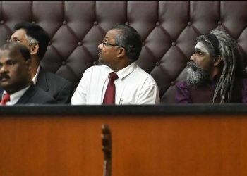 TETAMU SENATOR DIGELAR ‘HANTU’ OLEH NETIZEN