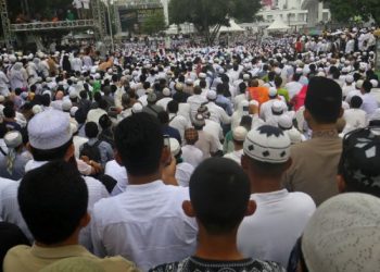 MUFTI PERLU TEGUR GOLONGAN AGAMA PROMOSI TATU