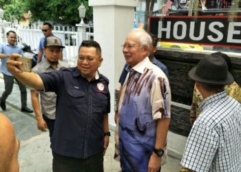 PUAD: POSTING NAJIB MERESAHKAN MAHATHIR