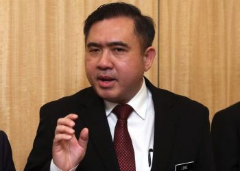 ANTHONY LOKE KATA PEMANDU E-HAILING DAPAT BERPULUH RIBU SEBULAN?