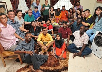 ANTARA PERTAHAN HAK KUIL YANG DIARAH PINDAH DAN PERTAHAN HAK MELAYU YANG DIJAMIN PERLEMBAGAAN