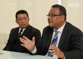 AG MENGELIRUKAN PM DAN YDPA