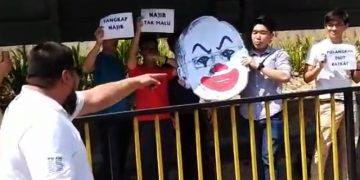 SEMAKIN HARI DAP SEMAKIN GELABAH DENGAN KEMARAAN DATO SRI NAJIB RAZAK