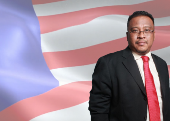 PEGUAM BUZZE AZAM GERAKKAN DEKLARASI RAKYAT 2.0, MOHON PERKENAN YDP AGONG PECAT TUN MAHATHIR SEBAGAI PERDANA MENTERI