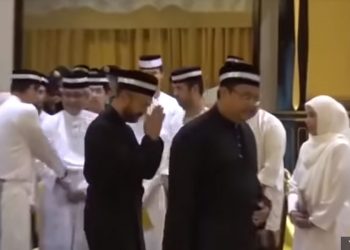 MUKHRIZ: BENIH MAHATHIR YANG GAGAL