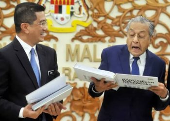 BUKTI-BUKTI MAHATHIR NYANYUK DAN ADAKALANYA HILANG INGATAN