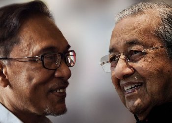 MAHATHIR, ANWAR SEDANG BERGADUH, JANGAN LIBATKAN DIRI – ISHAM JALIL