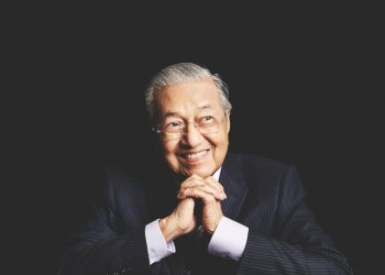 DR. MAHATHIR TIDAK AKAN BUBAR PARLIMEN WALAUPUN RIBUT PETIR MELANDA