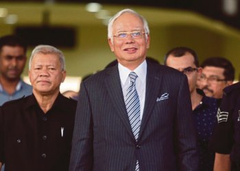 NAJIB PERTIKAI MEDIA PRO PH BERTERUSAN MEMBUAT PROPAGANDA MEMBURUKKANNYA