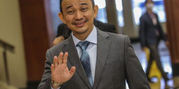 MASZLEE KELUAR PEJUANG, ALASAN RAKYAT MUAK PERCATURAN KUASA ‘POLITIKUS ELIT’