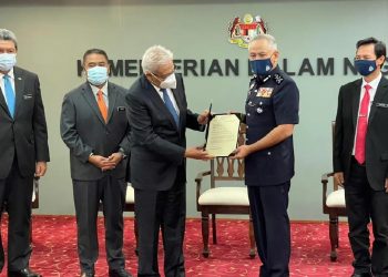 ACRYL SANI DILANTIK KETUA POLIS NEGARA BAHARU