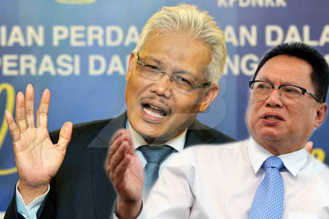 PERBUALAN MENTERI KDN HAMZAH ZAINUDDIN TURUT DIRAKAM? - Editor 