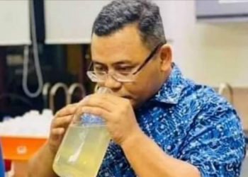 BENCANA BANJIR DI SELANGOR: AMIRUDIN BUKA PEKUNG SENDIRI?