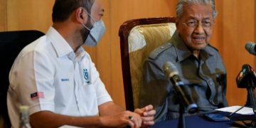 MAHATHIR, PEJUANG TERDESAK JADIKAN MUKHRIZ PERDANA MENTERI KE-10