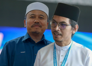 SELESAI MASALAH AIR KELANTAN AGENDA FREEMASON, SINDIR PEGAWAI ANWAR
