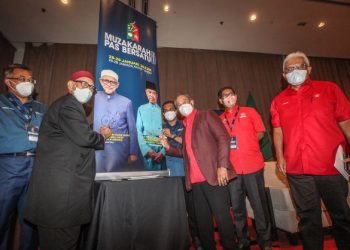 YAKIN KUASAI 4 NEGERI, PAS KINI MAHU JAWATAN MB SELANGOR