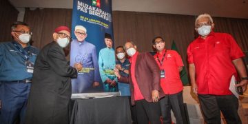 YAKIN KUASAI 4 NEGERI, PAS KINI MAHU JAWATAN MB SELANGOR