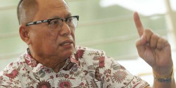 PUAD SOAL KENAPA MAJLIS PEGUAM BERAT SEBELAH, PATUT DAFTAR JADI BADAN POLITIK