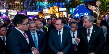 PERDANA MENTERI RASMI PERSIDANGAN ANTARABANGSA ENERGY ASIA 2023 EDISI PERTAMA