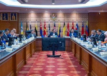 KERAJAAN LAKSANA BITARA MADANI, KOMITED TINGKATKAN KUALITI PERKHIDMATAN AWAM