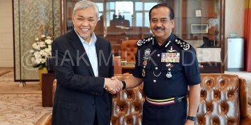 KUNJUNGAN HORMAT KETUA POLIS NEGARA KE ATAS TIMBALAN PERDANA MENTERI