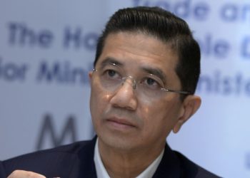 AZMIN SAH BERTANDING DI DUN HULU KELANG, BAKAL JADI MENTERI BESAR SELANGOR