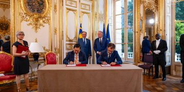 MALAYSIA, PERANCIS PERKUKUH KERJASAMA PERTAHANAN, EKONOMI DAN TEKNOLOGI