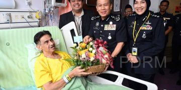 ZIARAH KEBAJIKAN KPN KE ATAS PESARA POLIS