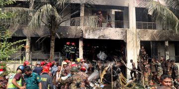 TRAGEDI PESAWAT TENTERA TERHEMPAS DI SEKOLAH DI DHAKA BERI BANYAK PENGAJARAN