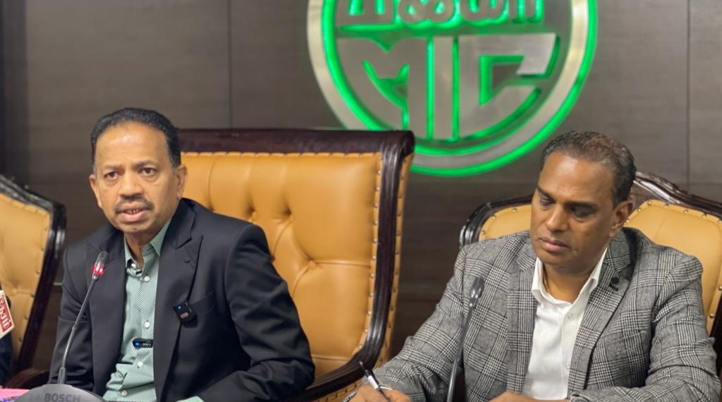 MIC PERLU SEDAR DIRI DAN BERSIKAP REALISTIK