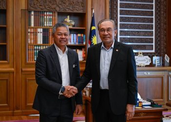 PERDANA MENTERI TERIMA KUNJUNGAN HORMAT DATUK BANDAR KUALA LUMPUR BAHARU