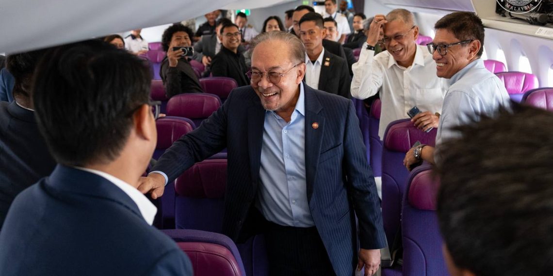 DELEGASI MALAYSIA PERKUKUH HUBUNGAN DENGAN TIGA NEGARA